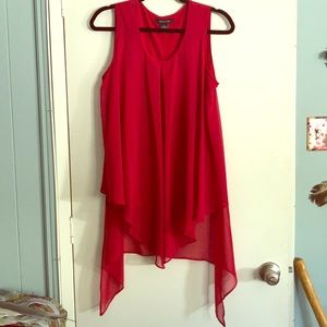 Woman’s sleeveless top size m